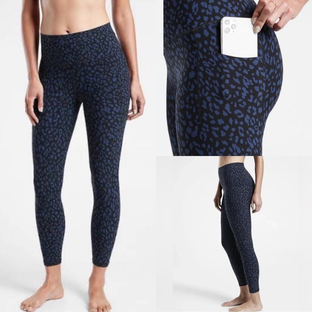 Athleta Blue Animal Print Salutation 7/8 Leggings Size Small Tall
